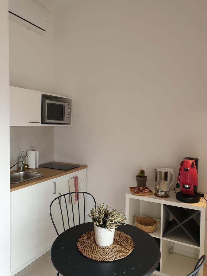 Oasi Al Centro Con Parcheggio Bed & Breakfast Salerno Ngoại thất bức ảnh