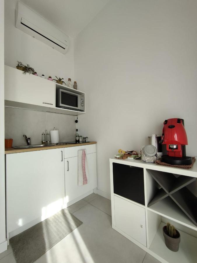 Oasi Al Centro Con Parcheggio Bed & Breakfast Salerno Ngoại thất bức ảnh