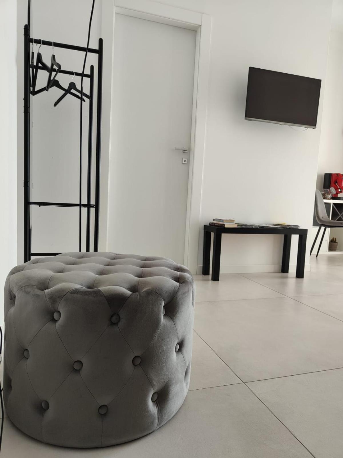 Oasi Al Centro Con Parcheggio Bed & Breakfast Salerno Ngoại thất bức ảnh